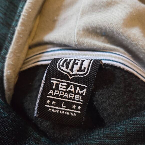 NFL Team Apparel Philadelphia Eagles Sweatshirt Hoodie Size Medium - Picture 3 of 3